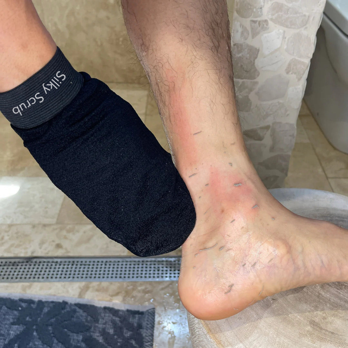 Silky Scrub - #1 Viral Exfoliating Glove
